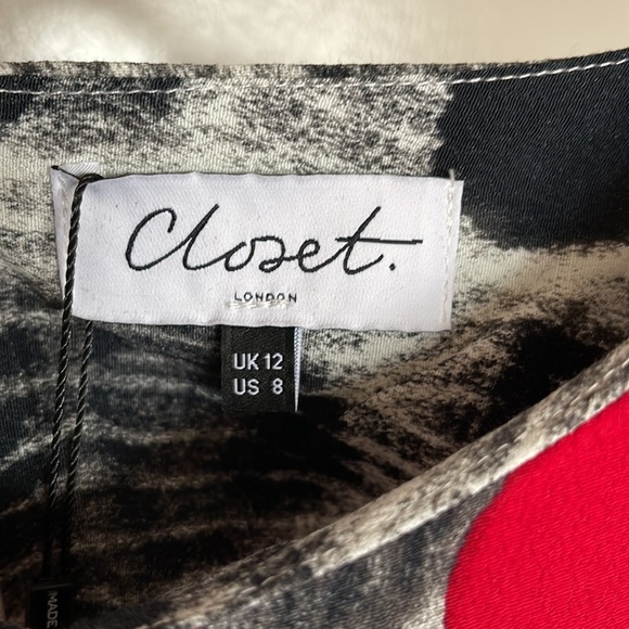 Closet London Polka Dot Trumpet Sleeve Abstract Print Dress - Picture 2 of 4